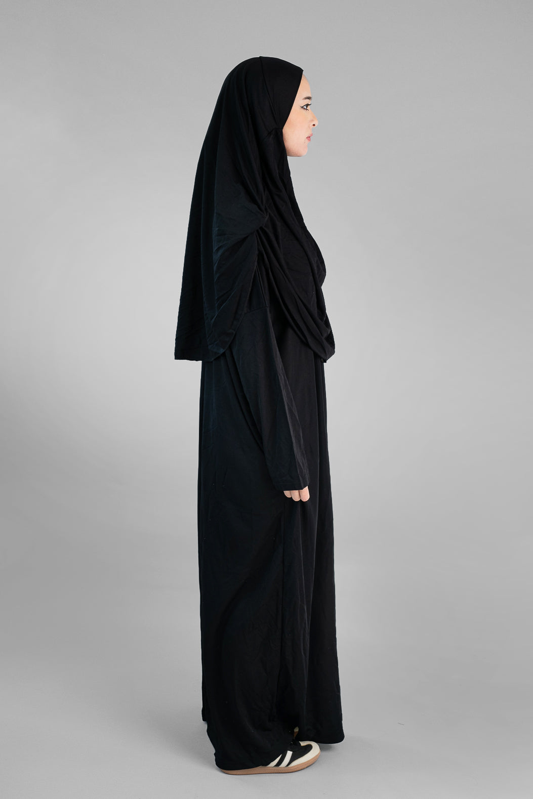 TRAVEL PRAYER WEAR