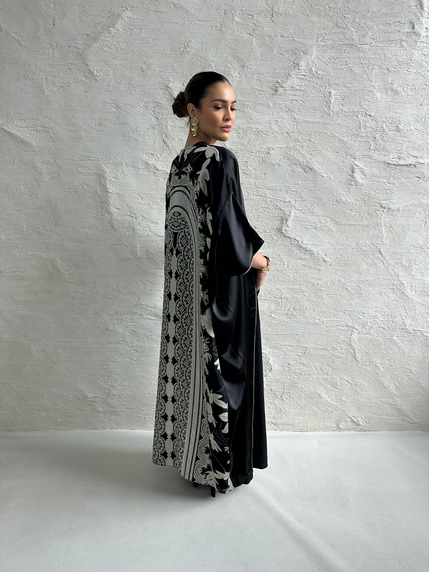 SAHLA (Premium Collection)