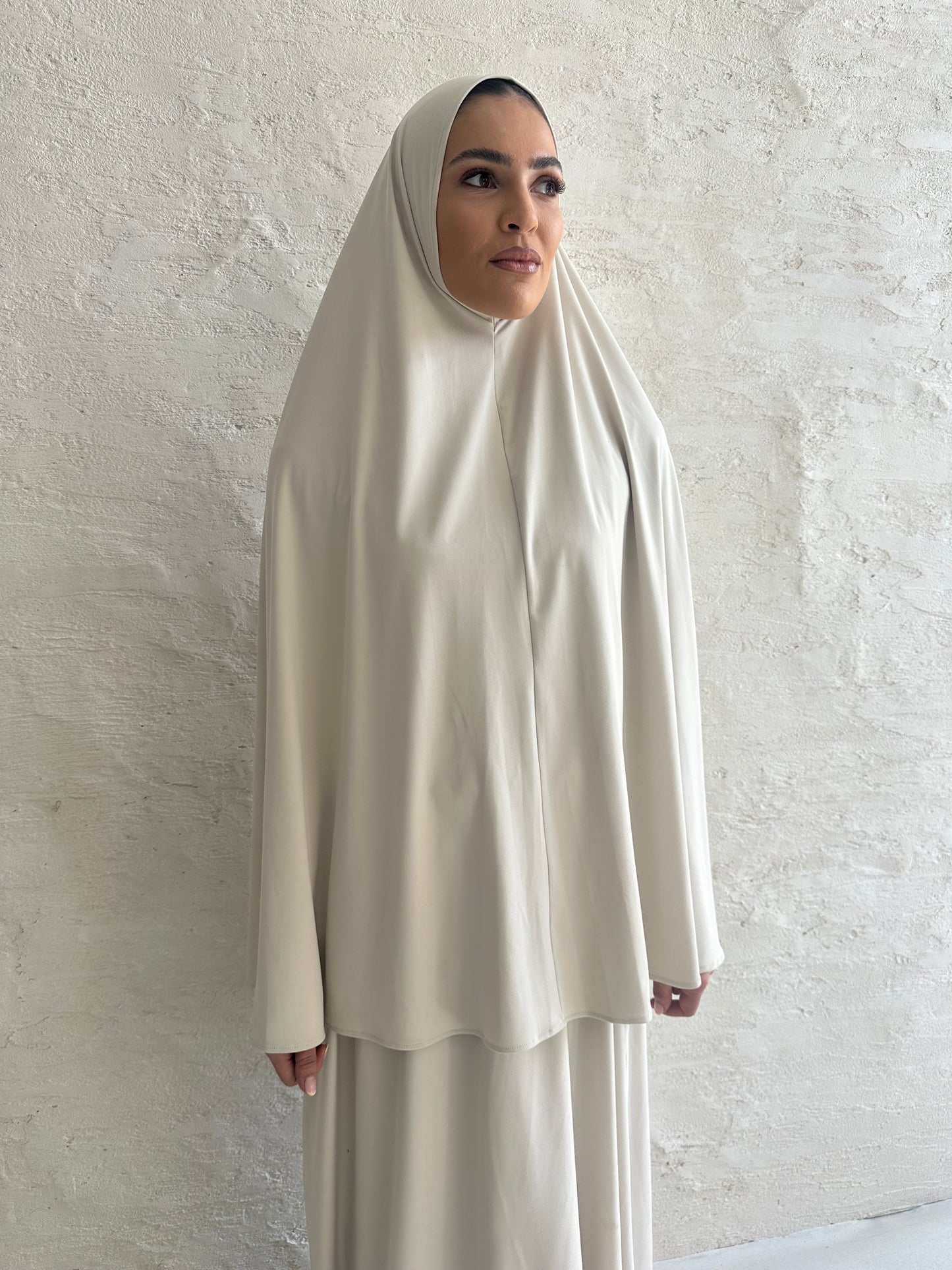 CREAM PRAYER-WEAR SET