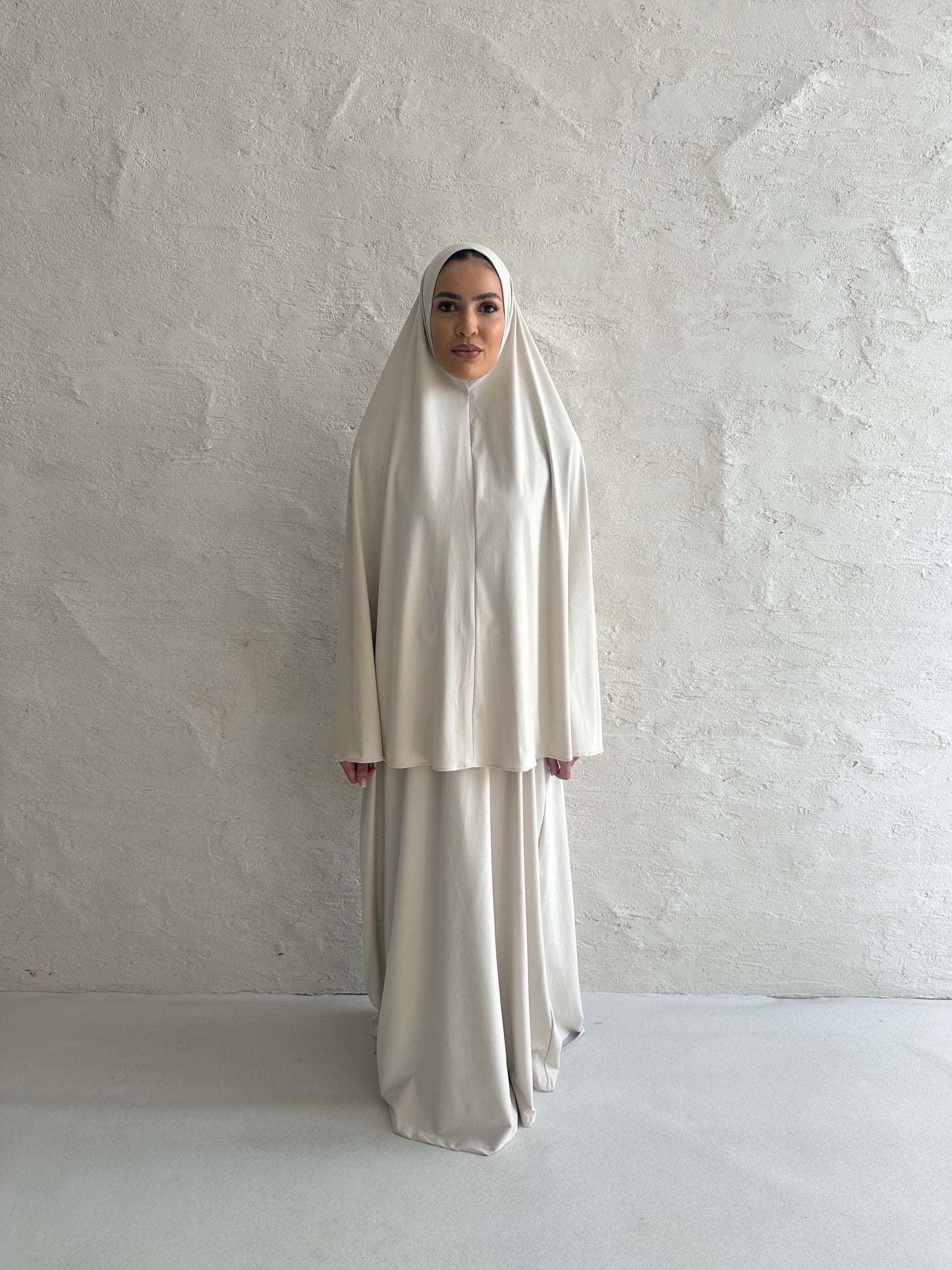 CREAM PRAYER-WEAR SET
