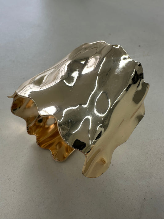CHUNKY WAVE GOLD CUFF